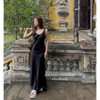 Váy lụa dáng đuôi cá