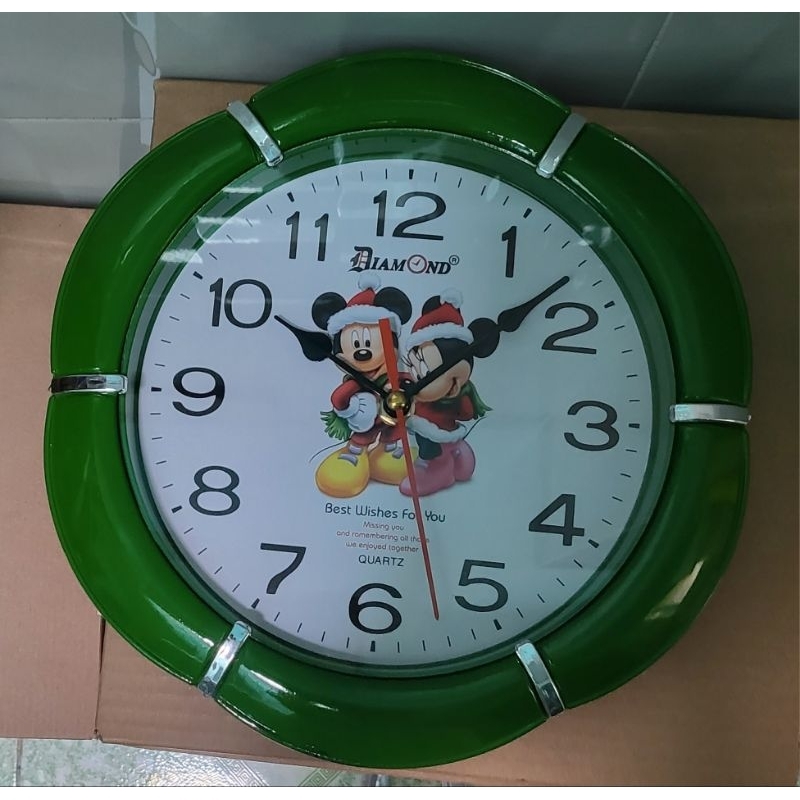 đồng hồ treo tường in hình chuột mickey