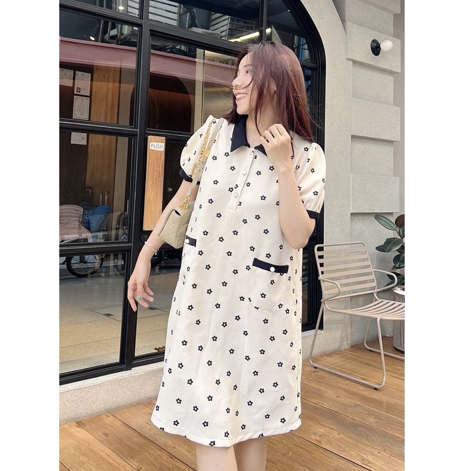 Váy bầu Creamy Dress chất liệu gạo phối cổ polo, họa tiết hoa nhí trẻ trung được thiết kế bởi LAMME