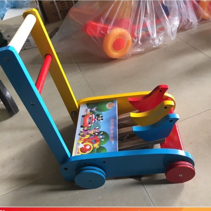 Xe tập đi con gà Việt Nam