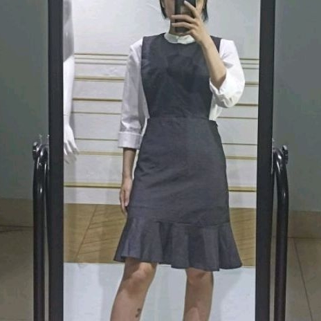 Đầm yếm xuất dư