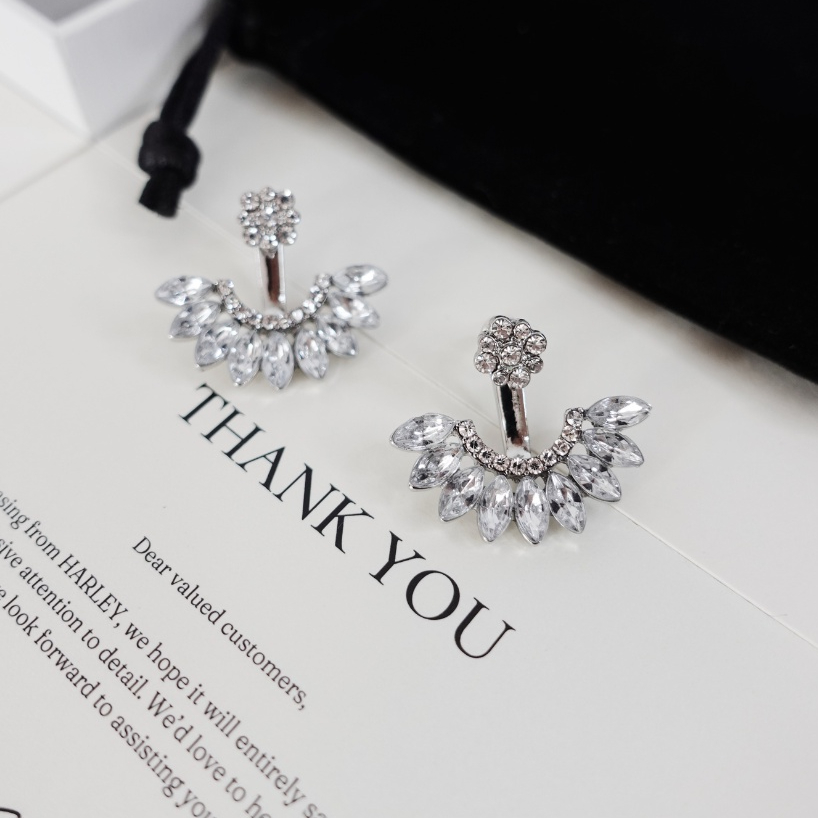 Bông tai đi tiệc ✨đính đá hình cánh quạt✨ màu bạc phong cách Hàn Quốc sang trọng thanh lịch, Harley Jewelry
