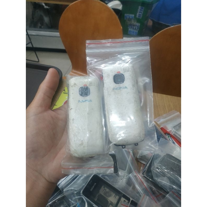Combo 2 bộ vỏ Nokia C1-01