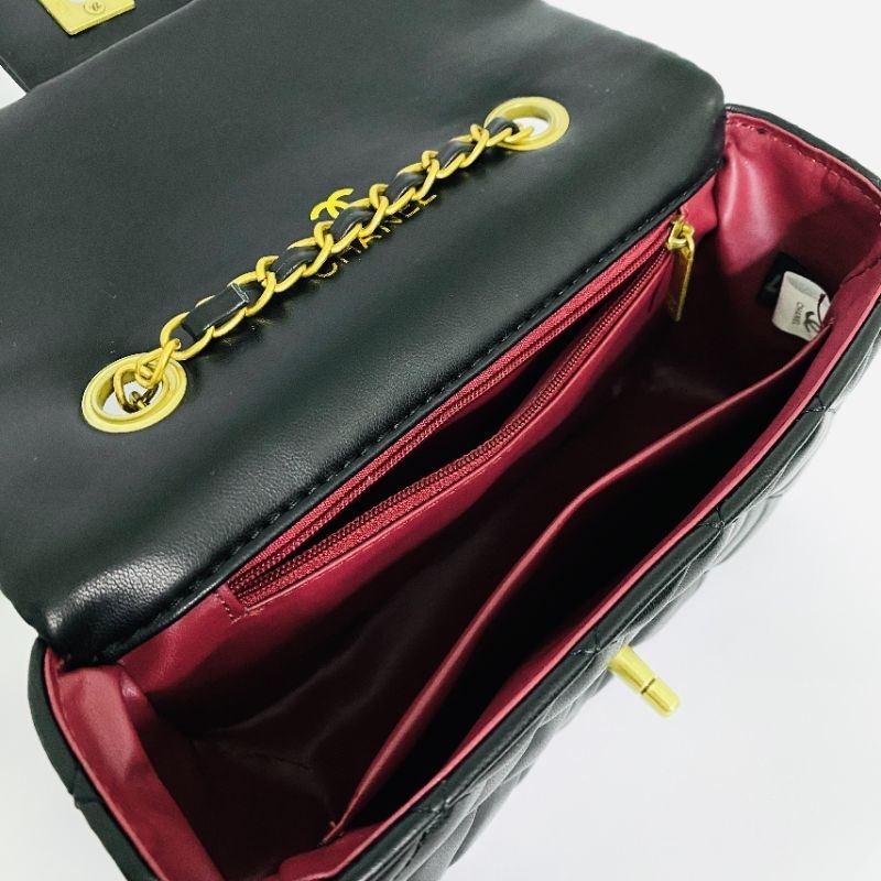 Túi Nữ Họa Tiết Hình Trám Xinh Nổi Bật.