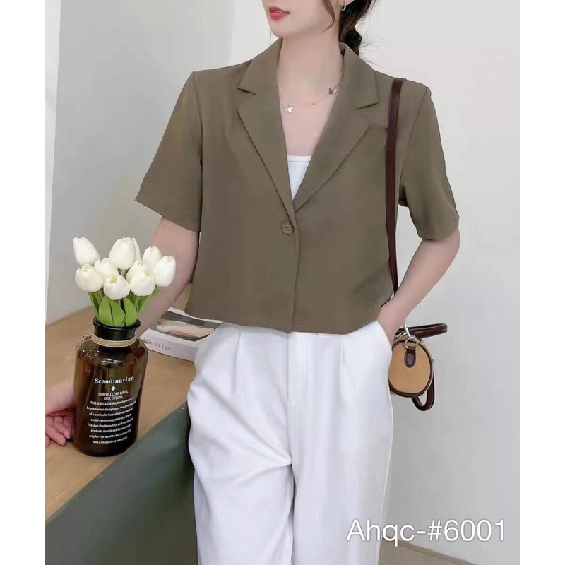 Áo blazer dáng ngắn