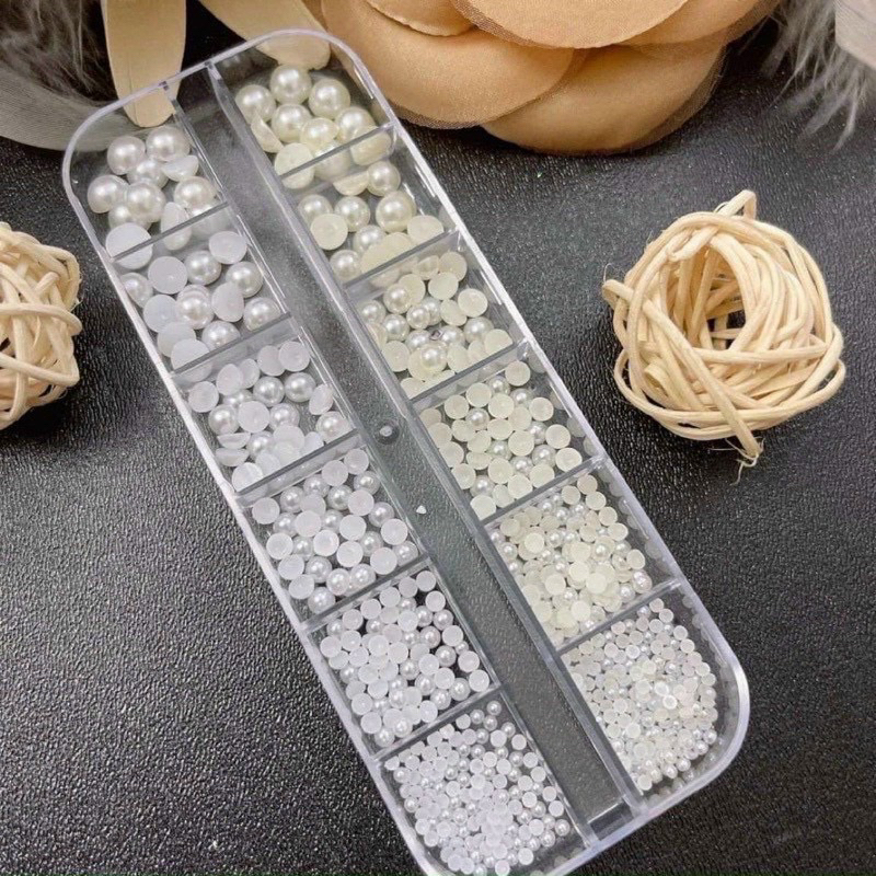 Trai nữa gắn móng ( charm Hạt bẹt)