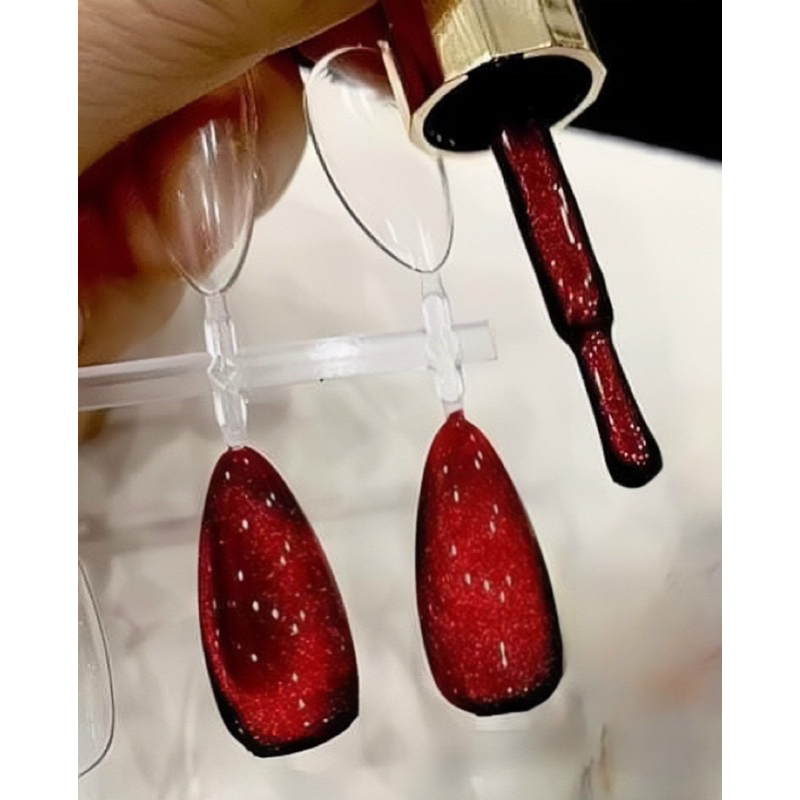 Sơn Gel Mắt Mèo Đỏ