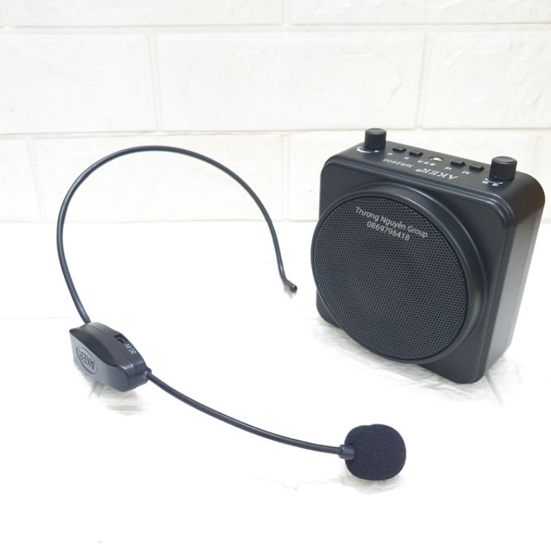 Trợ Giảng Không Dây Aker 2500 kèm 1 Mic Không Dây Và 1 Mic Có Dây