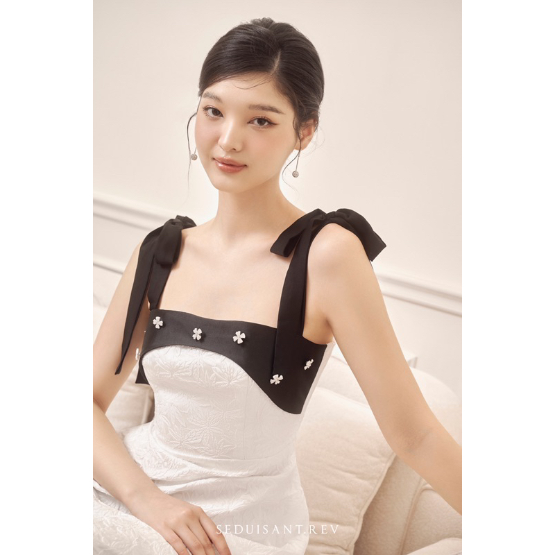 Steffani Dress - váy hai dây trắng dáng dài qua gối SEDUISANT.REV