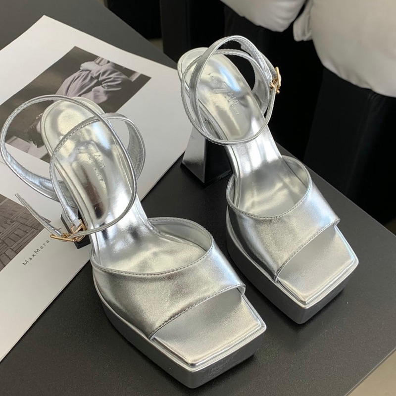 ORDER 🌹 Giày gót đúp da trơn mũi vuông bạc , đen , trắng 11cm 35-39