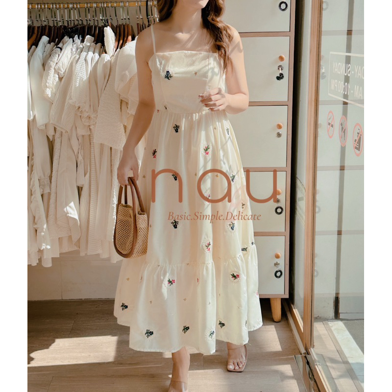 Đầm maxi 2 dây thêu hoa 3 màu