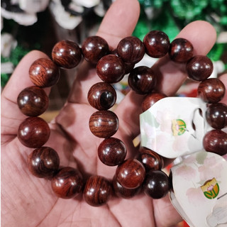 Vòng tay gỗ sưa đỏ