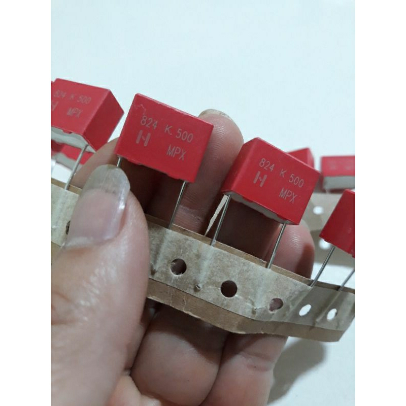 Combo 50 tụ vuông 824k 500v