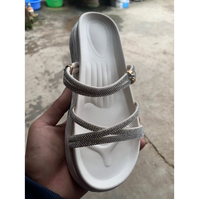 Dép quai hậu dép lê nữ đính đá cao cấp Dép đế bằng đẹp thiết kế thời trang đế cao 4cm