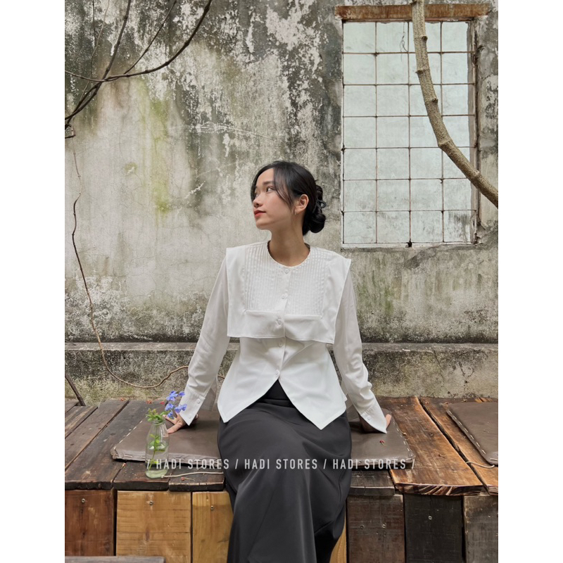 Áo sơmi cách điệu cổ vuông xếp - Katie