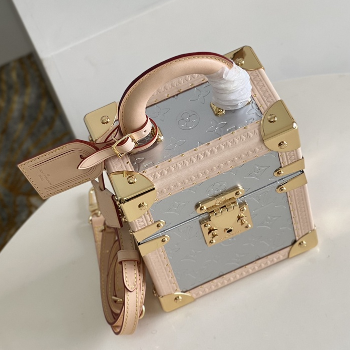 Túi xách LOUIS VUITTON CAMERA BOX size 16x13x7,5cm