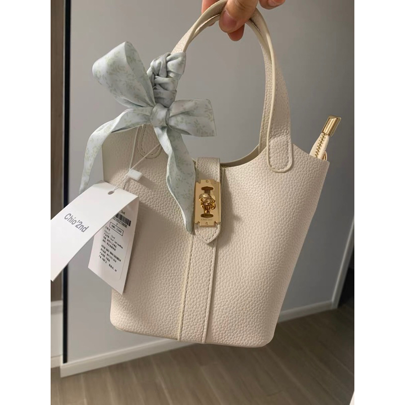 Fullbox hãng MIOCRA KOLY. Túi da nhập khẩu Chio 2nd chính hãng phong cách Retro màu kem