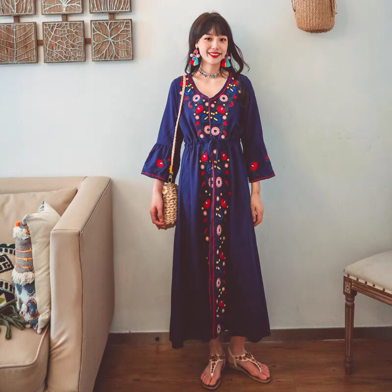 Đầm boho thêu hoa