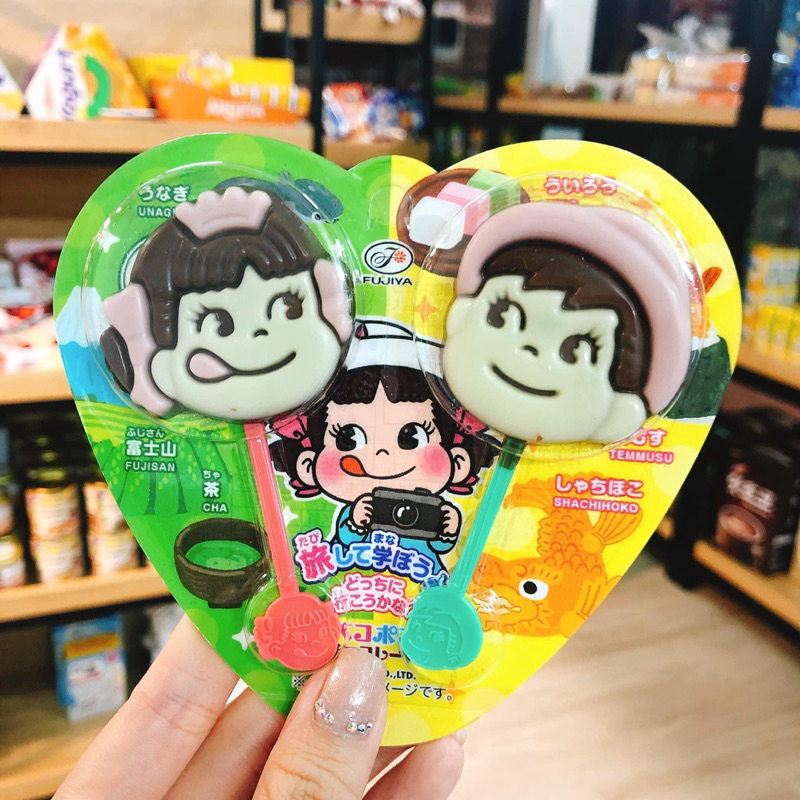 Vĩ 2 que kẹo mút socola Peko Fujiya Nhật
