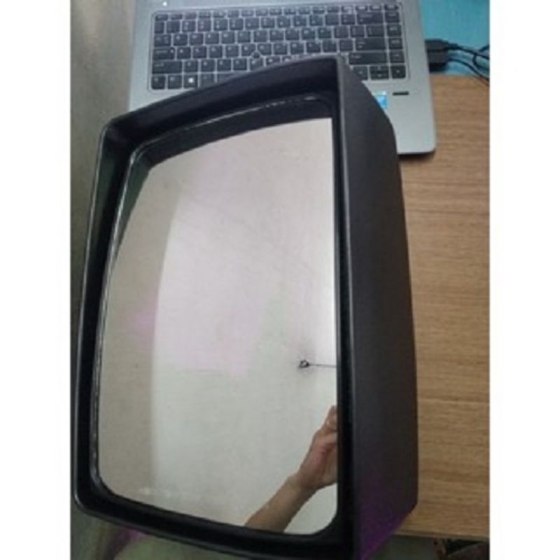 Kính chiếu hậu Huyndai Trago