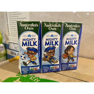 Sữa tươi Dâu Australia Own