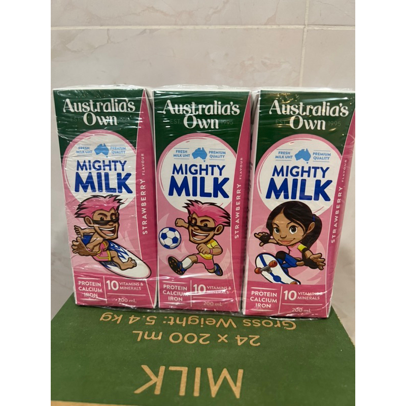 Sữa tươi Dâu Australia Own