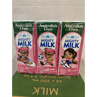 Sữa tươi Dâu Australia Own
