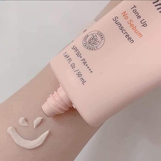 Kem chống nắng innisfree