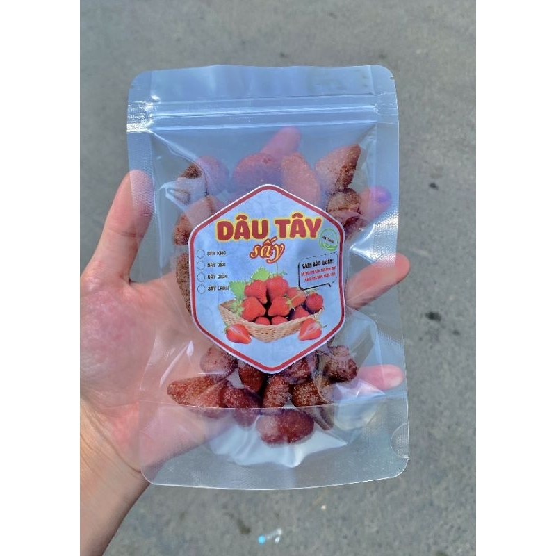 Mứt dâu tây sấy dẻo Đà Lạt 300g chua chua ngọt ngọt, dẻo thơm