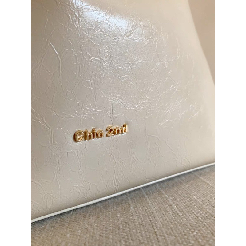 MIOCRA KOLY. Túi da nhập khẩu Chio 2nd chính hãng phong cách Retro màu trắng