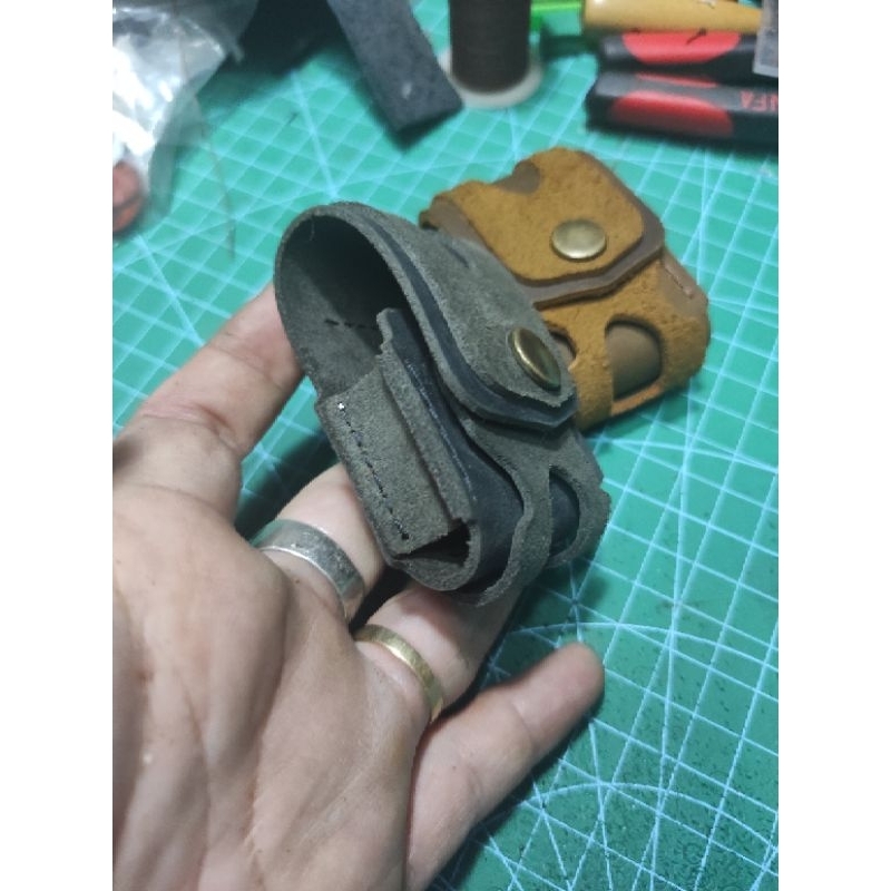 Bao da zippo da b.ò handmade siêu chất