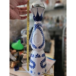 Vo chai ruou sứ Azul Mexico