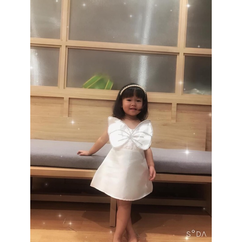 Đầm hai dây cho bé gái
