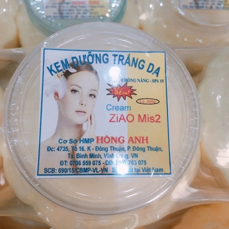 Kem Trái Bí Dưỡng Trắng Da