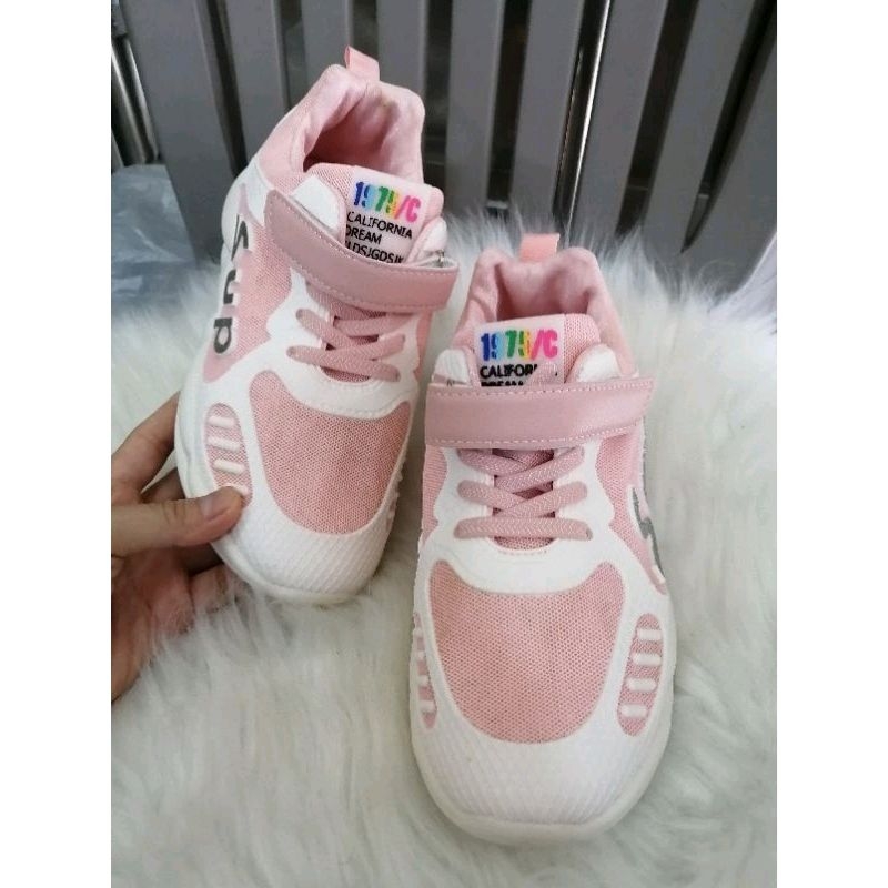 Xả kho Giày trẻ em nhiều mẫu lẻ size như hình