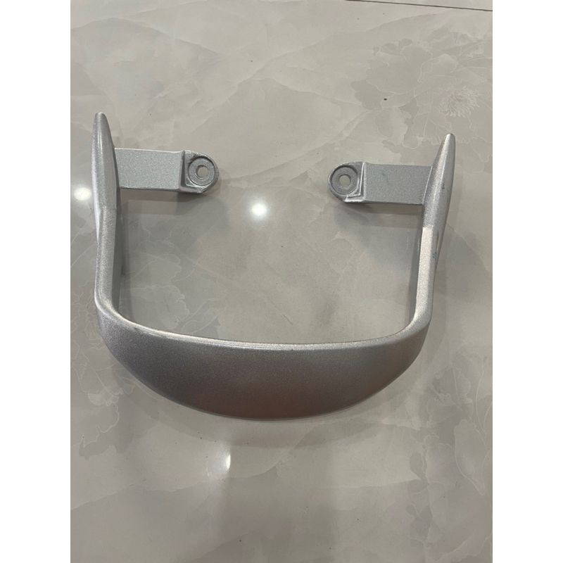 Cảng sau xipo Satria