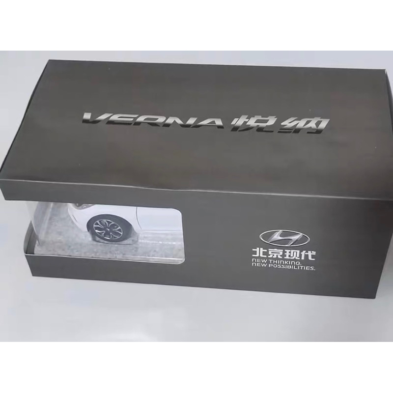 Mô hình xe Hyundai Accent tỉ lệ 1:18