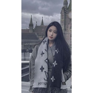 Khăn dạ hàng hiệu Lờ Vê cao cấp