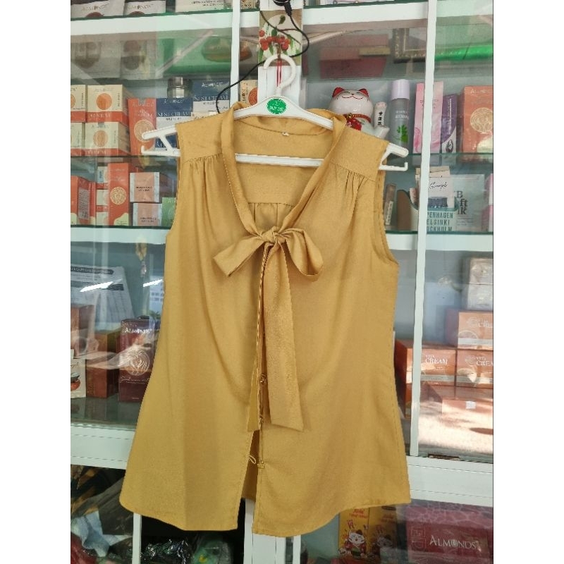 Thanh lý áo sơ mi sát nách còn mới 90%
