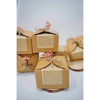Hộp quà vintage Dili Rustic tặng kèm giấy sợi lót hộp