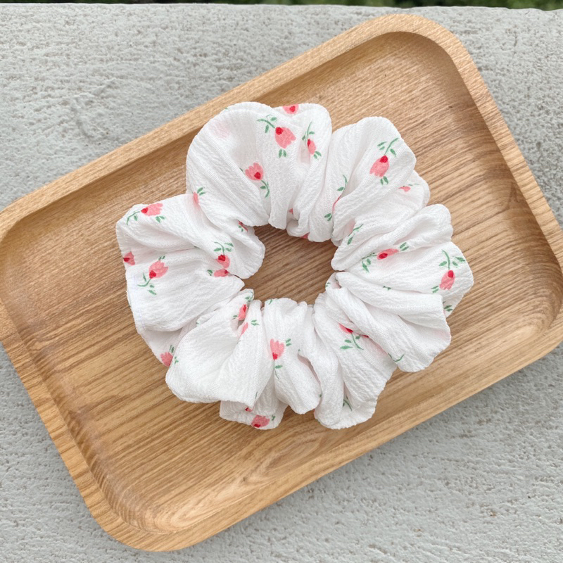 Dây buộc tóc scrunchies hoa tulip