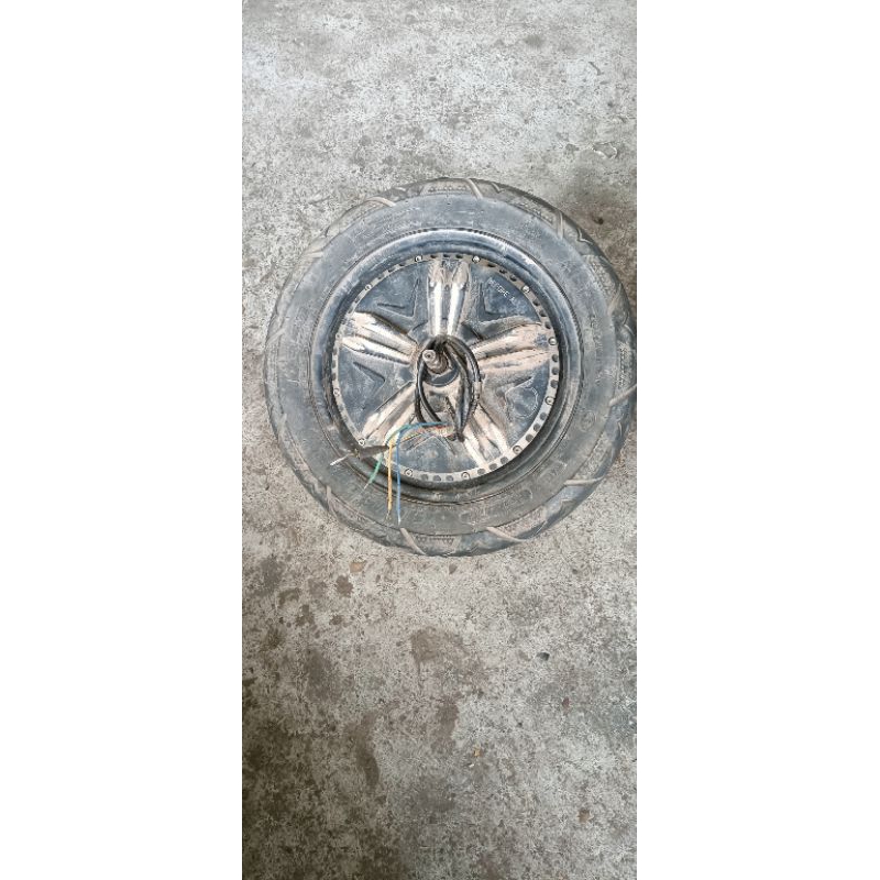 Thanh Ly động cơ 1000w vành 12