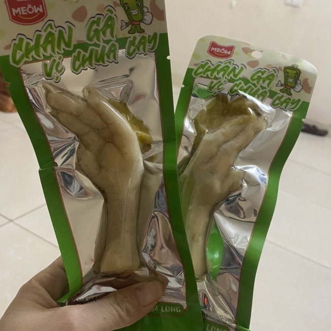 Chân Gà Chua Cay Việt Nam 40g