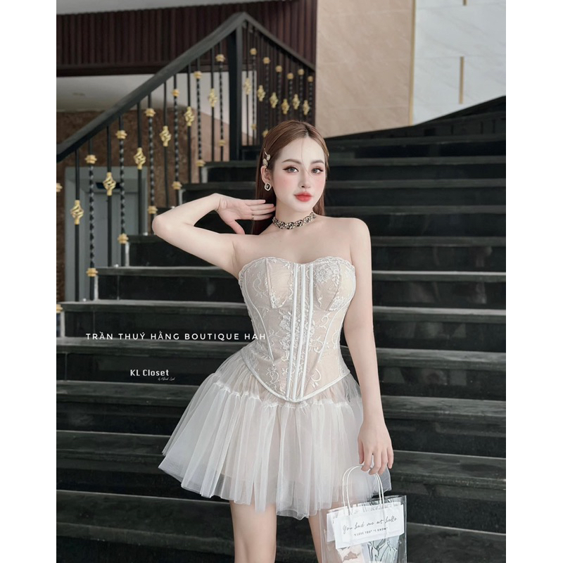 Váy cup ren siu xinh