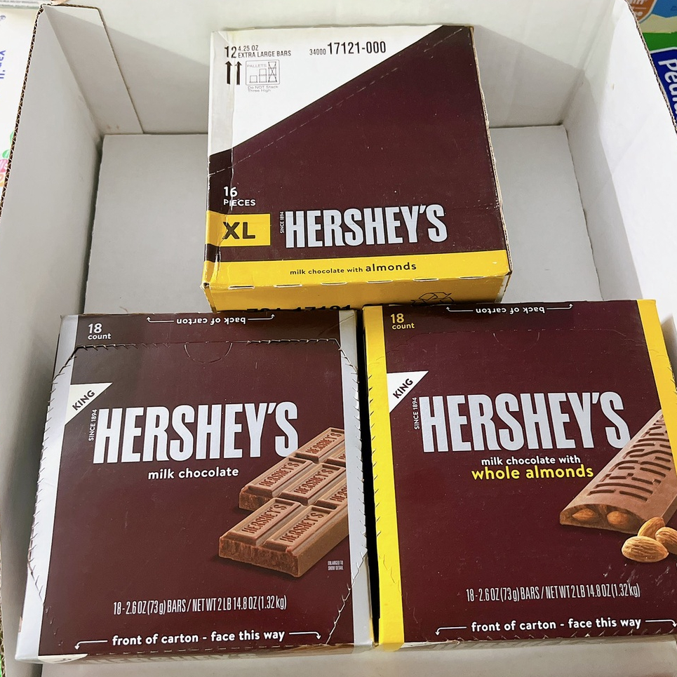 THANH SÔ-CÔ-LA HẠNH NHÂN HERSHEY'S MILK CHOCOLATE WITH ALMONDS
