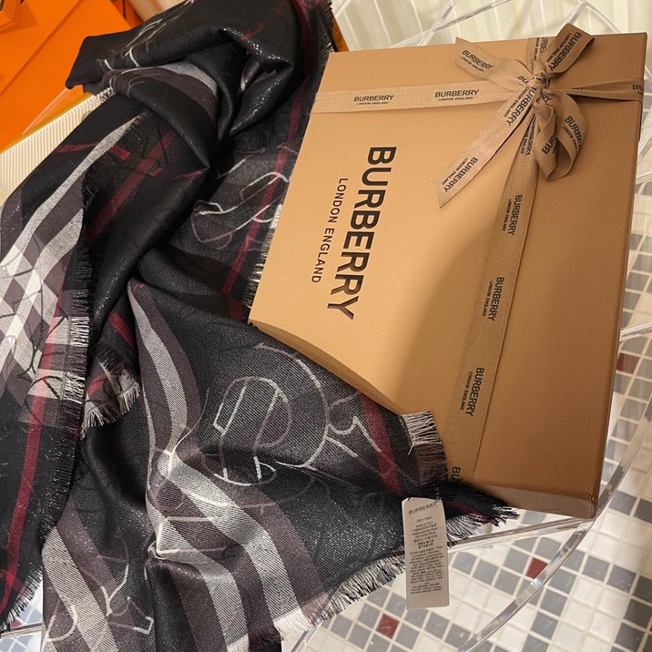 Khăn lụa đũi dệt kim tuyến nhãn hiệu B, khăn choàng bản dài 90x180cm - Hàng có sẵn