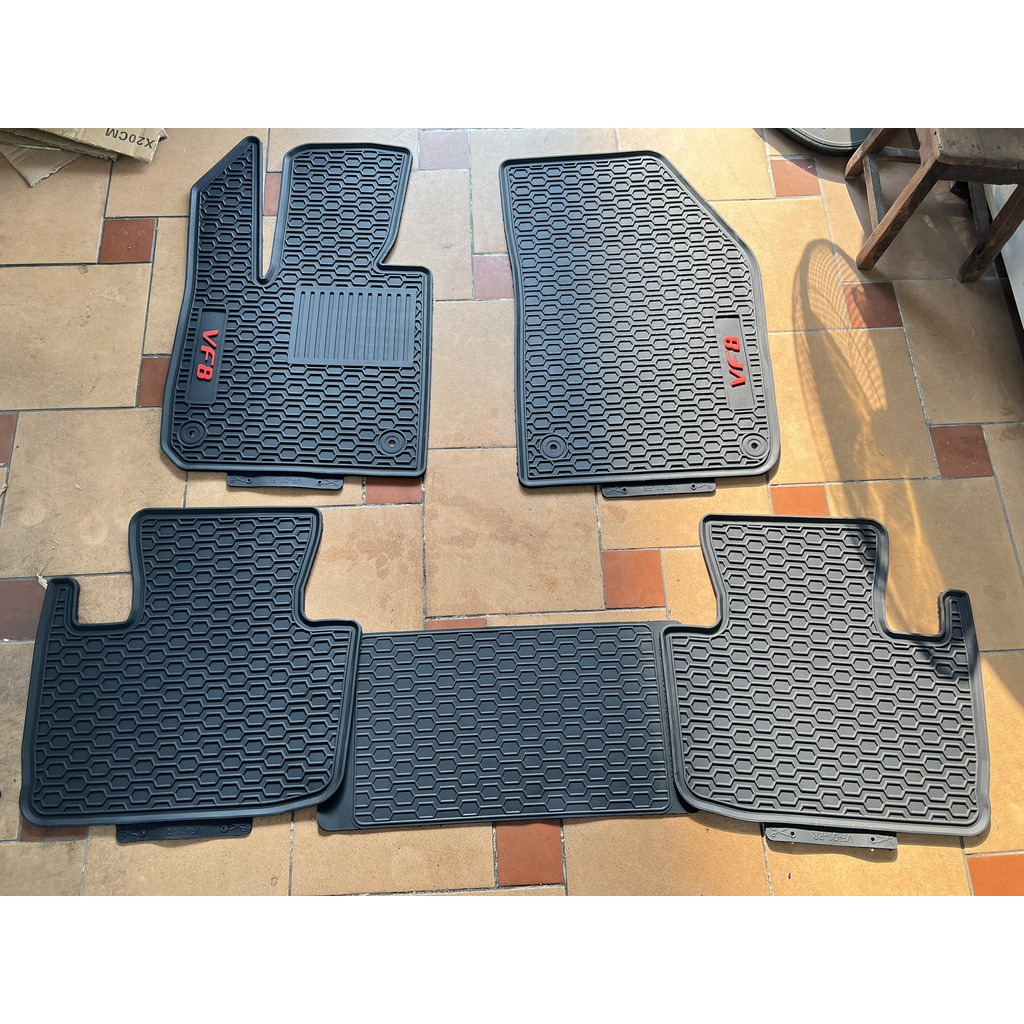 Thảm trải sàn cao su theo xe dành cho Vinfast VF8