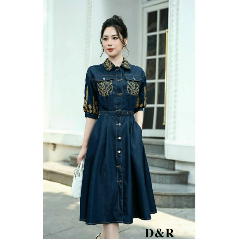 Hàng nhập - Đầm jean xòe thêu họa tiết sang trọng, váy bò cổ sơ mi cài nút tay phồng