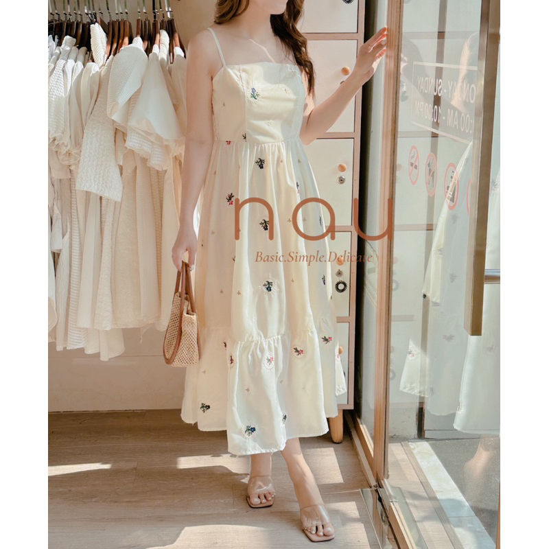 Đầm maxi 2 dây thêu hoa 3 màu