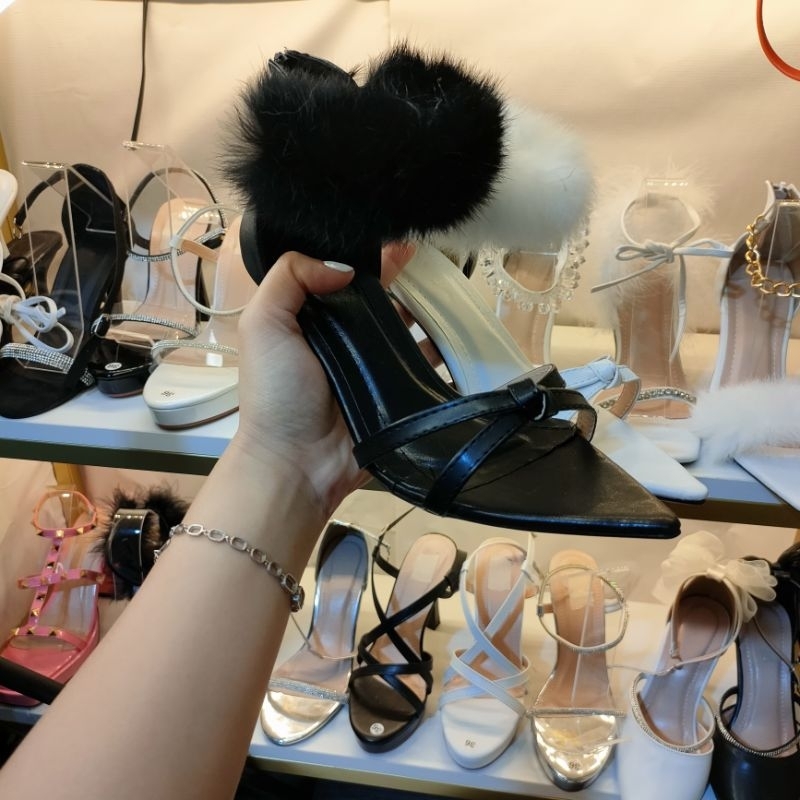 Giày Mũi Nhọn Nữ MINAFS Đế Cao 9cm Cổ Cao Lông Vũ Gót Nhọn Bít Gót Sau Mũi Tròn - CGLMN